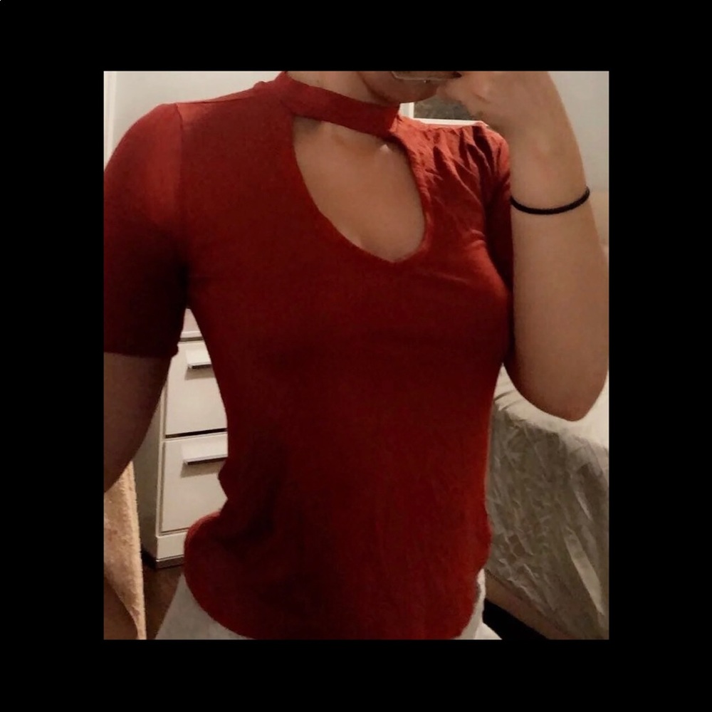 Women Orange red half sleeve top.